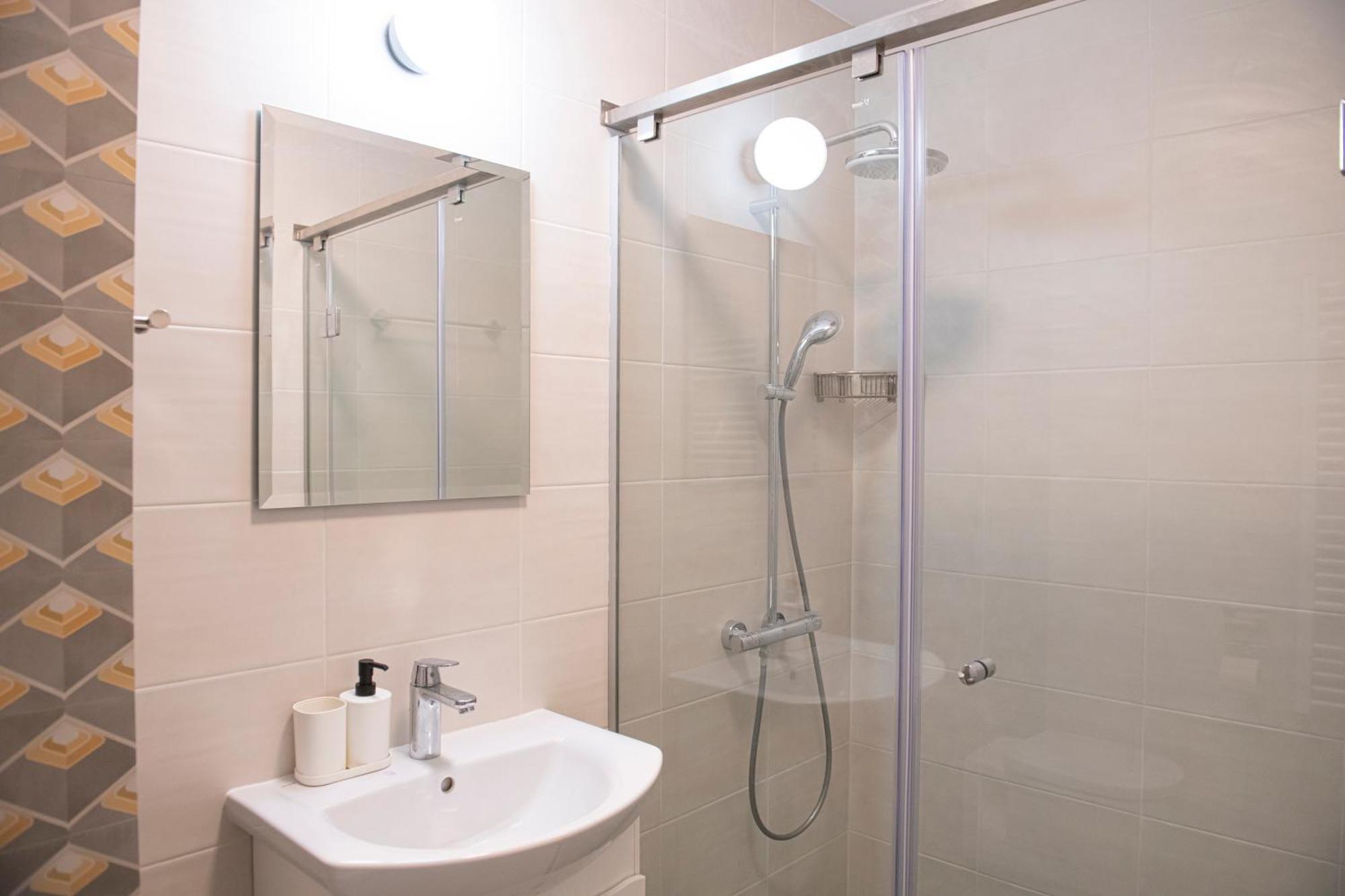 Miami A Lovely Center 2 Bedrooms With Private Parking * Σόφια